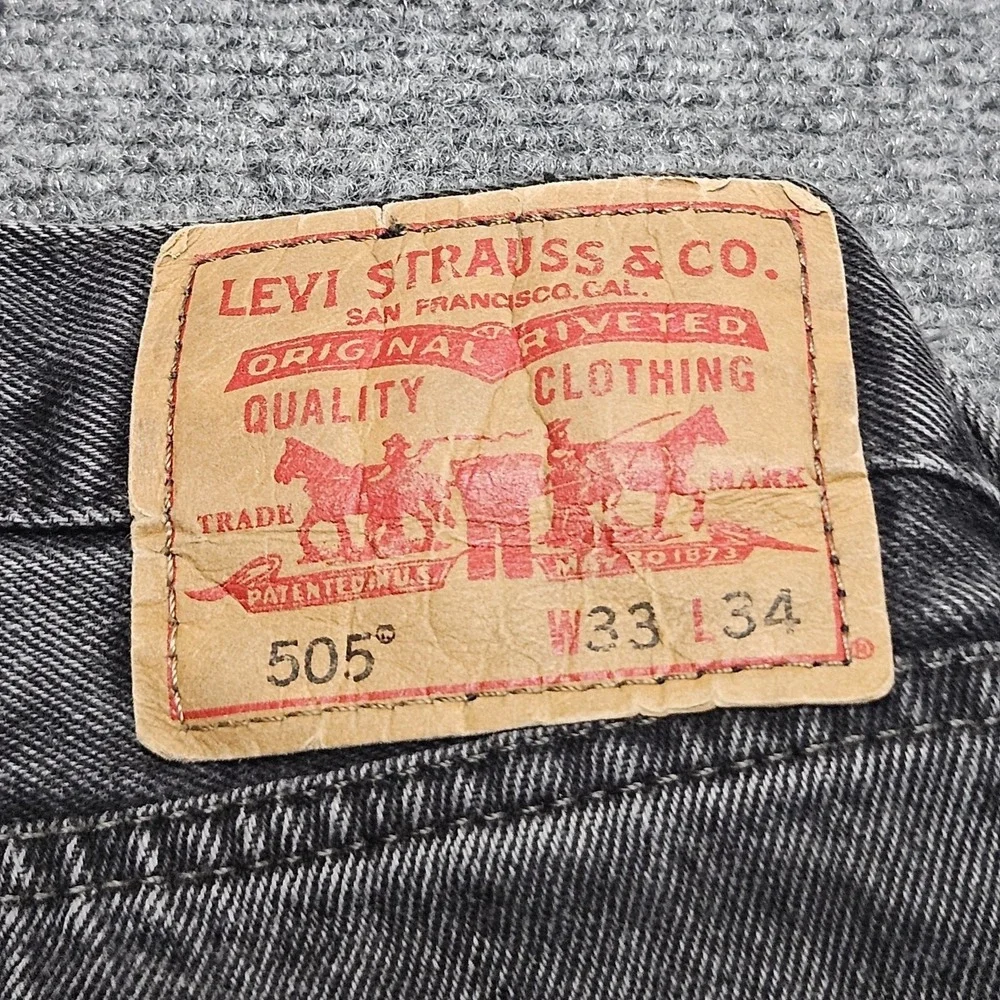 Vintage Levis 505 Jeans Mens 33x34 Black Faded Denim Straight Fit Workwear Y2K